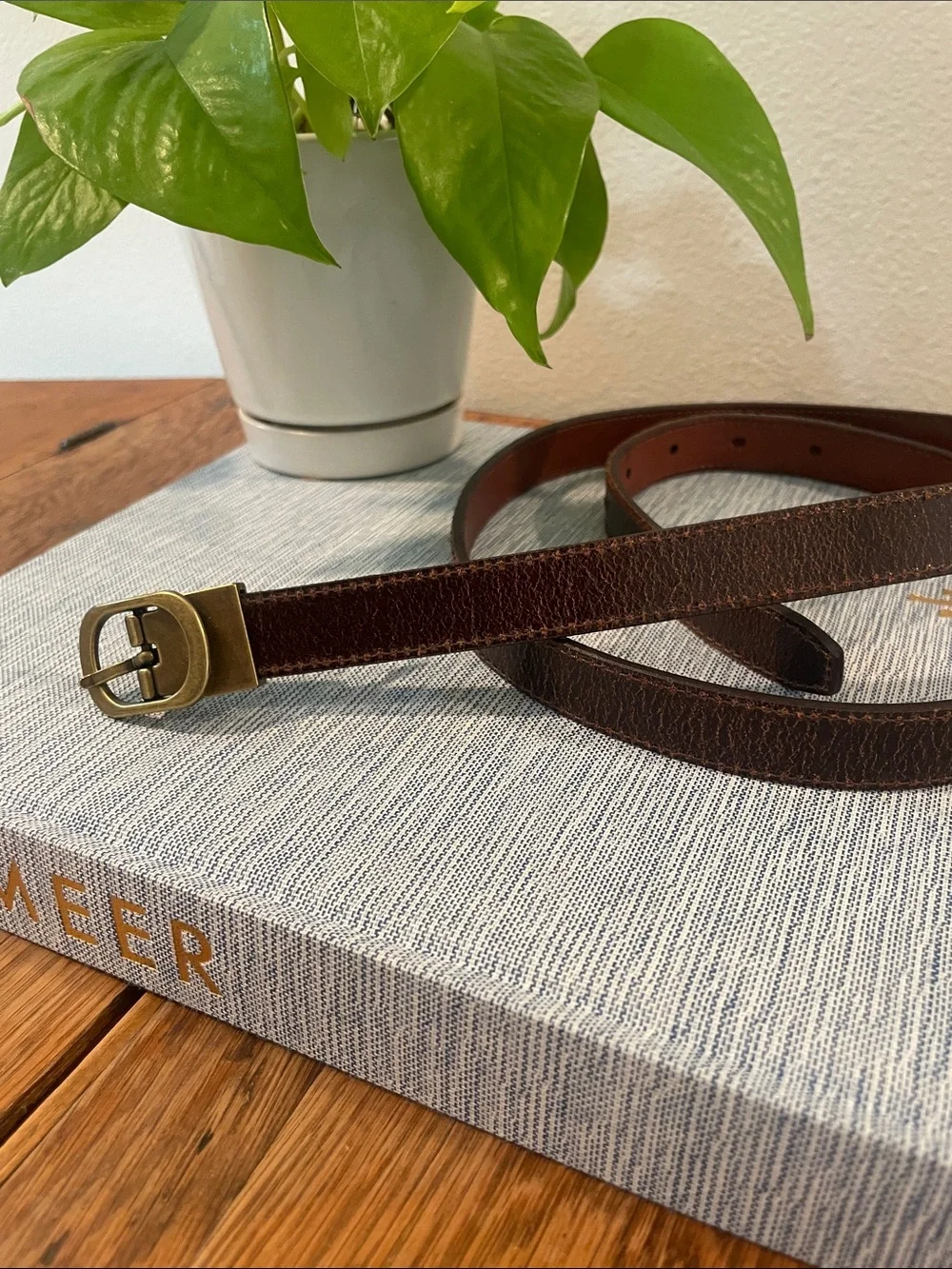 Frye Reversible Leather Skinny Belt | Brown | Leather | Antique Brass Buckle